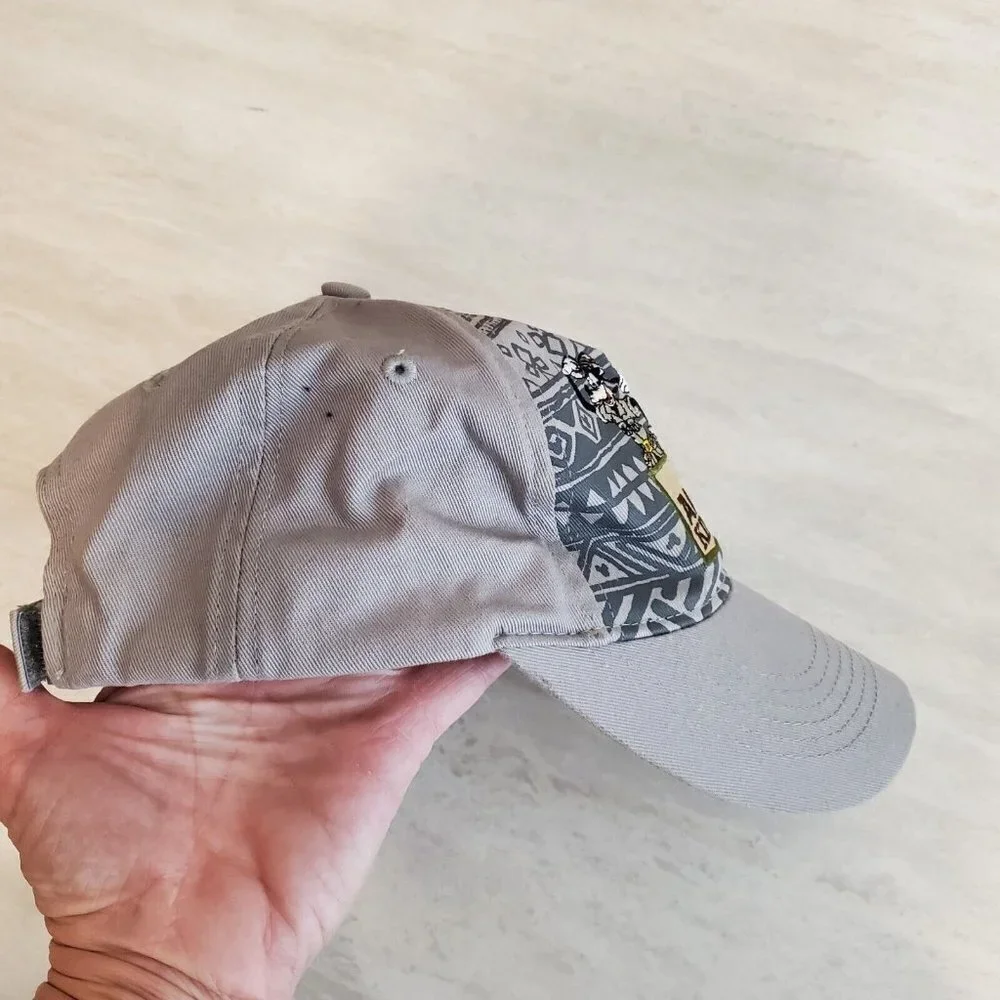 Disney Animal‎ Kingdom Hat Baseball Cap Gray Size Youth Mickey Mouse Hook & Loop